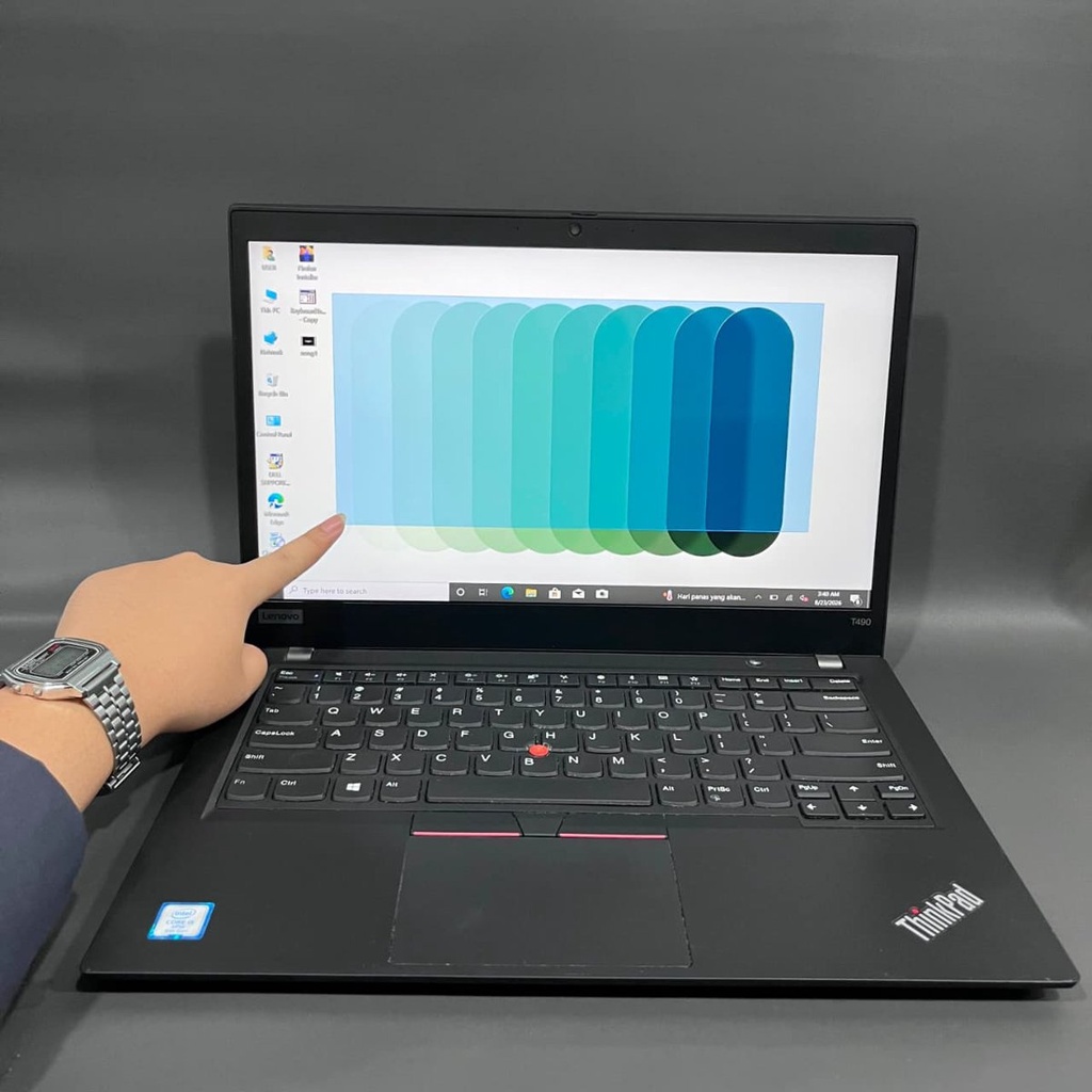 Lenovo ThinkPad T490 - Foto 1