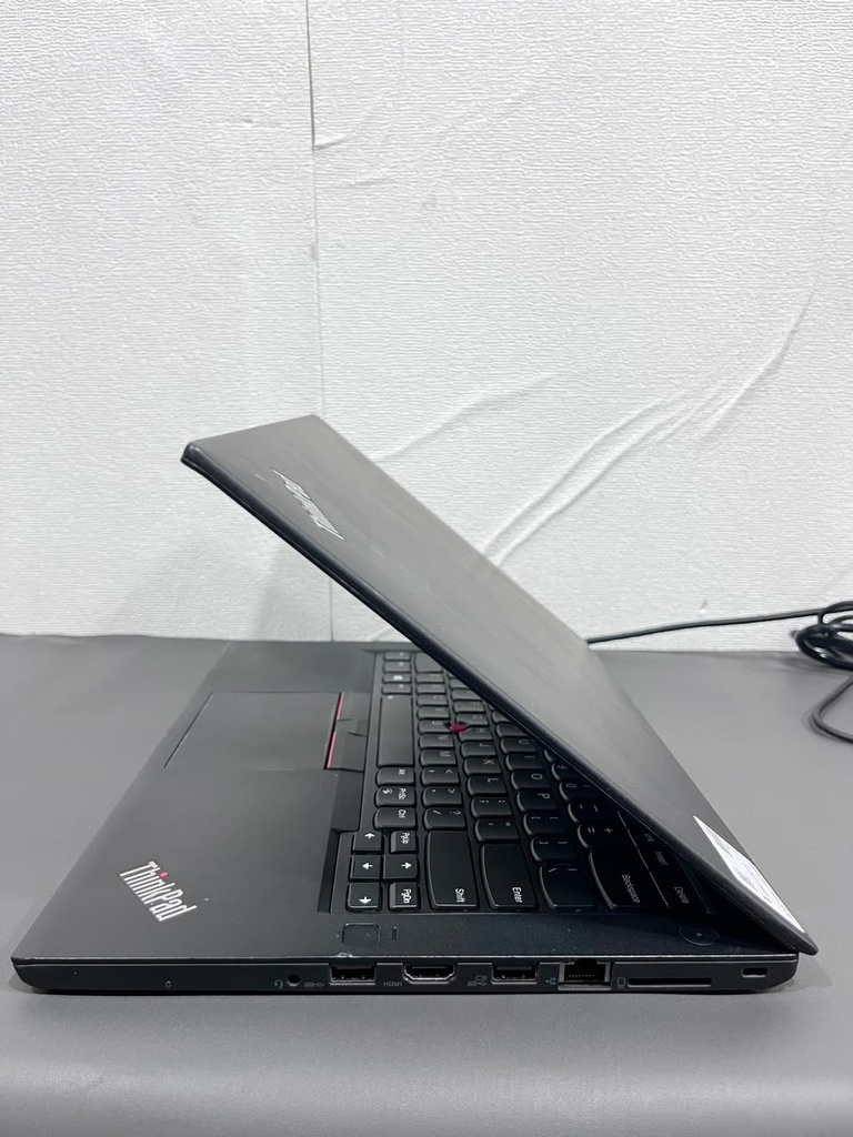 ThinkPad T480 Touch - foto 4