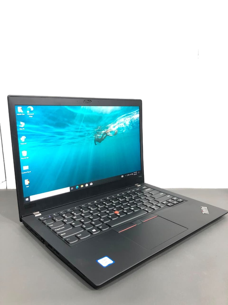 T480s - tampak samping